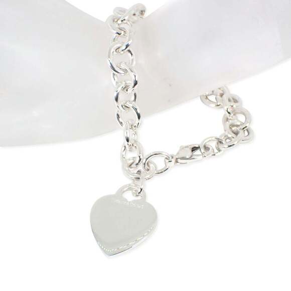 TIFFANY Silver Heart Charm Bracelet